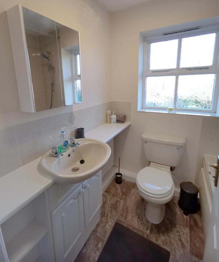 Emerald House - Spacious 3 Bed House With Ensuite Parking Gardens And Netflix Leamington Spa Zewnętrze zdjęcie