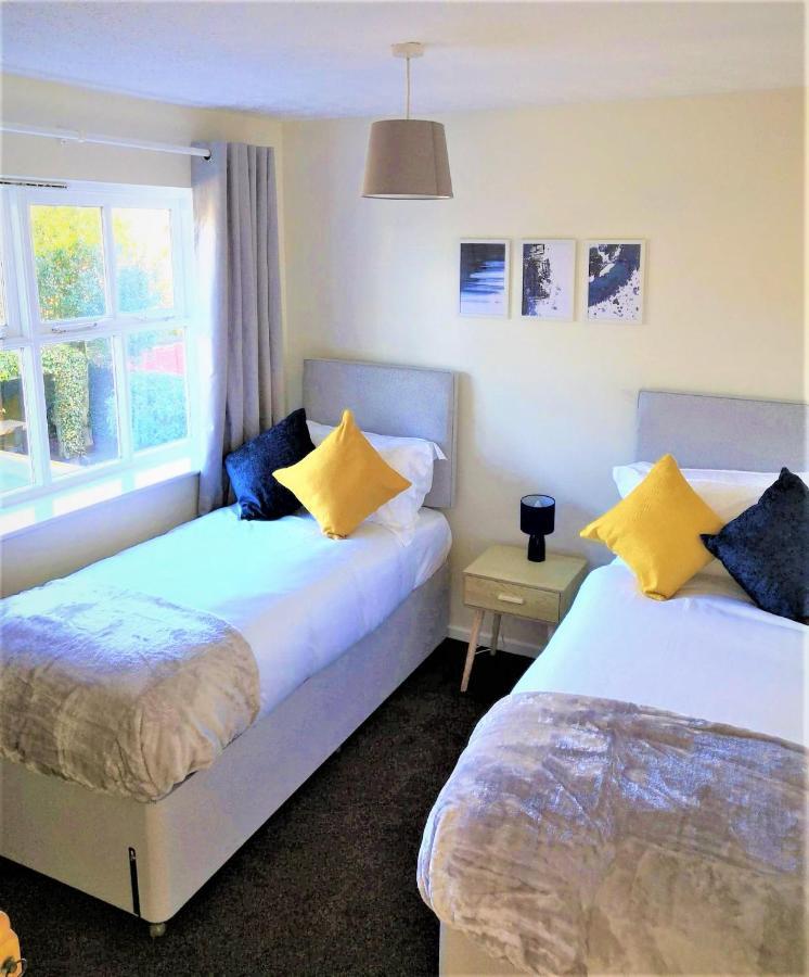 Emerald House - Spacious 3 Bed House With Ensuite Parking Gardens And Netflix Leamington Spa Zewnętrze zdjęcie