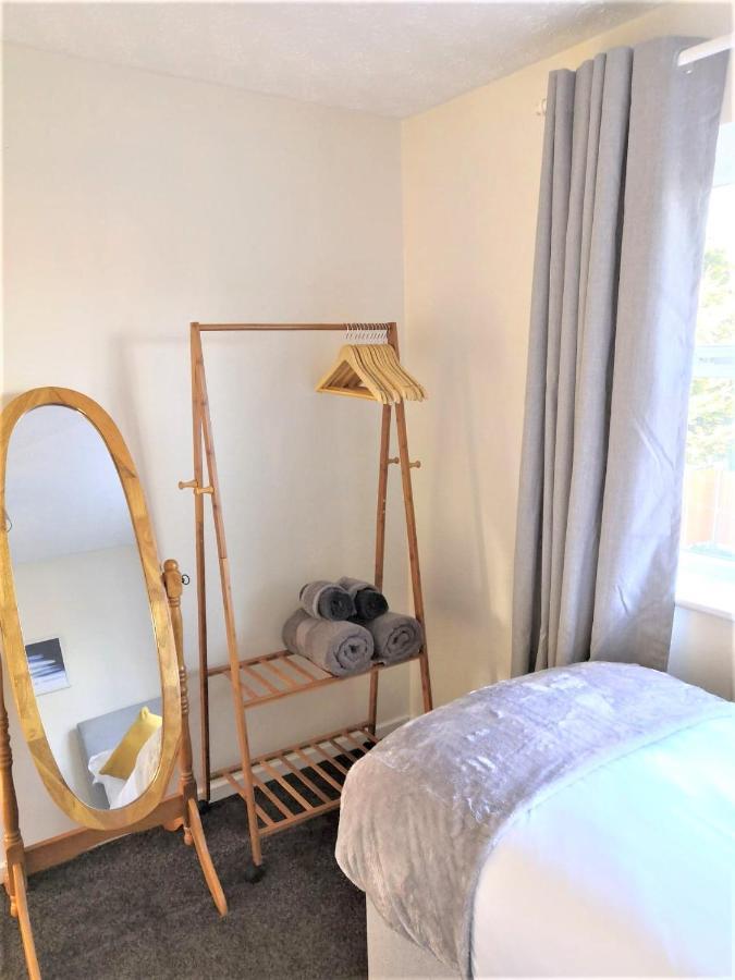 Emerald House - Spacious 3 Bed House With Ensuite Parking Gardens And Netflix Leamington Spa Zewnętrze zdjęcie